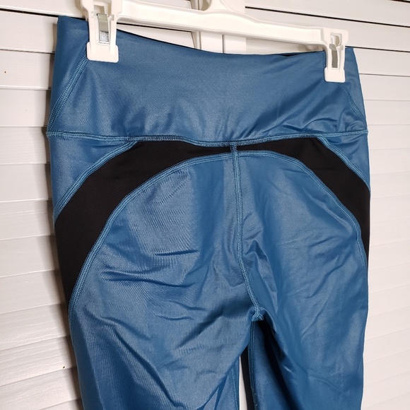 Victoria Sport Knockout by VS Shiny Tight/Leggings - Picture 4 of 7